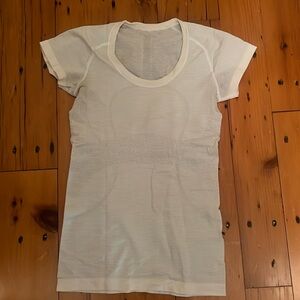 Short sleeve lululemon swiftly tech